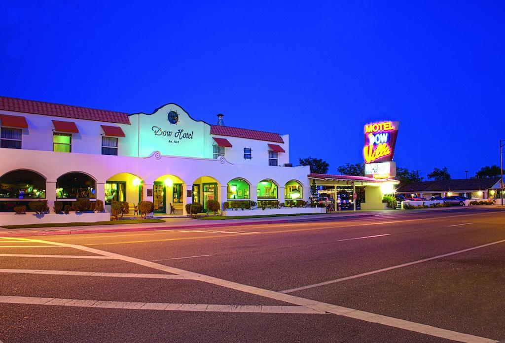 Dow Villa Motel Lone Pine Bagian luar foto