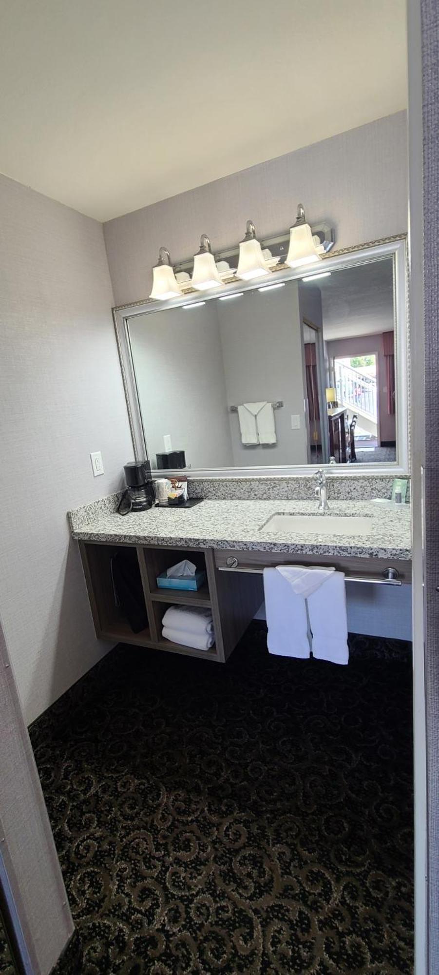 Dow Villa Motel Lone Pine Bagian luar foto